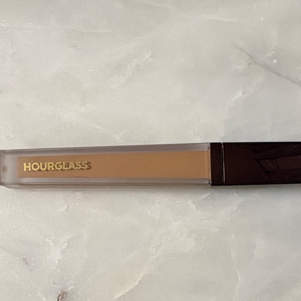 Hourglass Liquid Concealer FLAX vanish